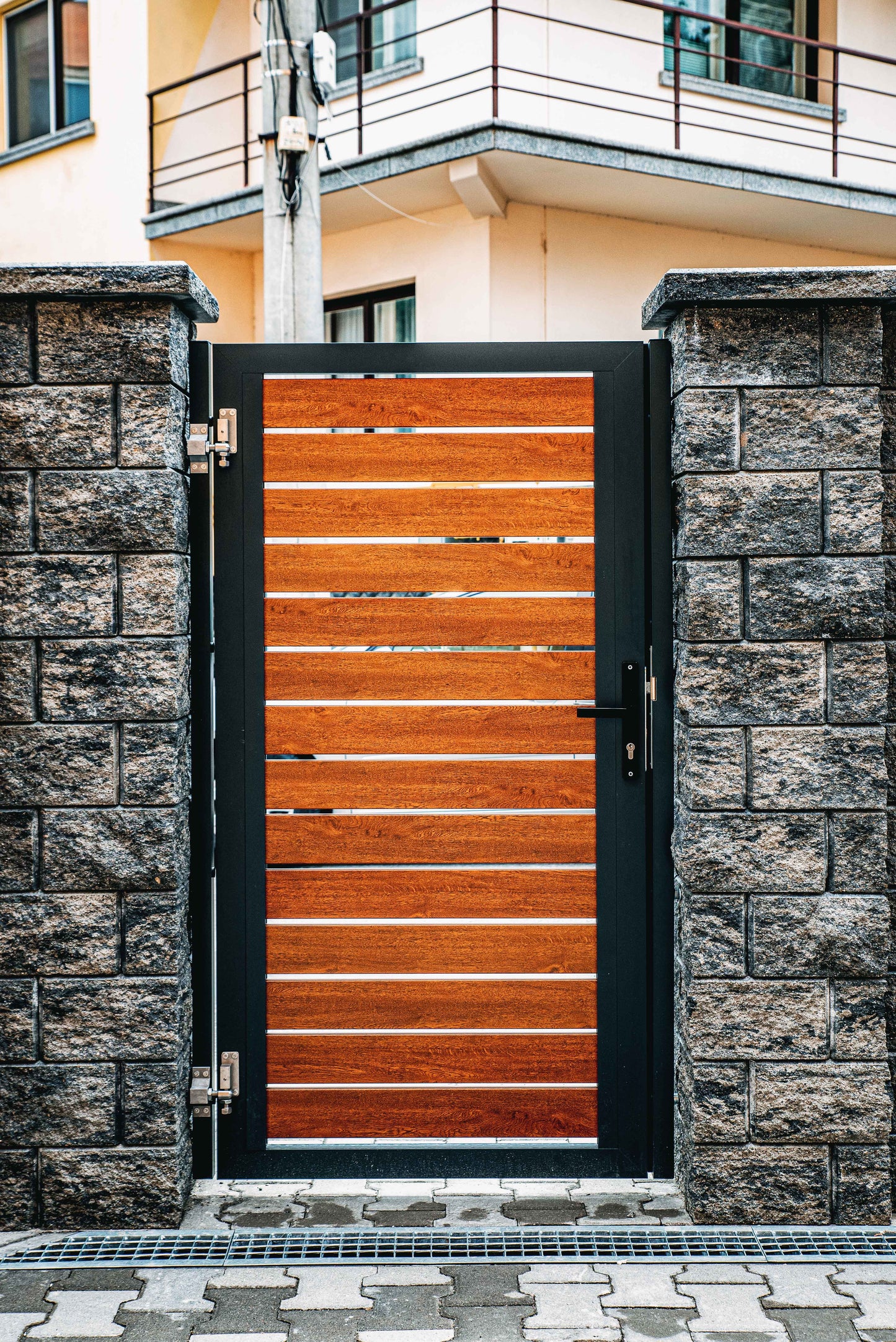 GARDURI DIN ALUMINIU